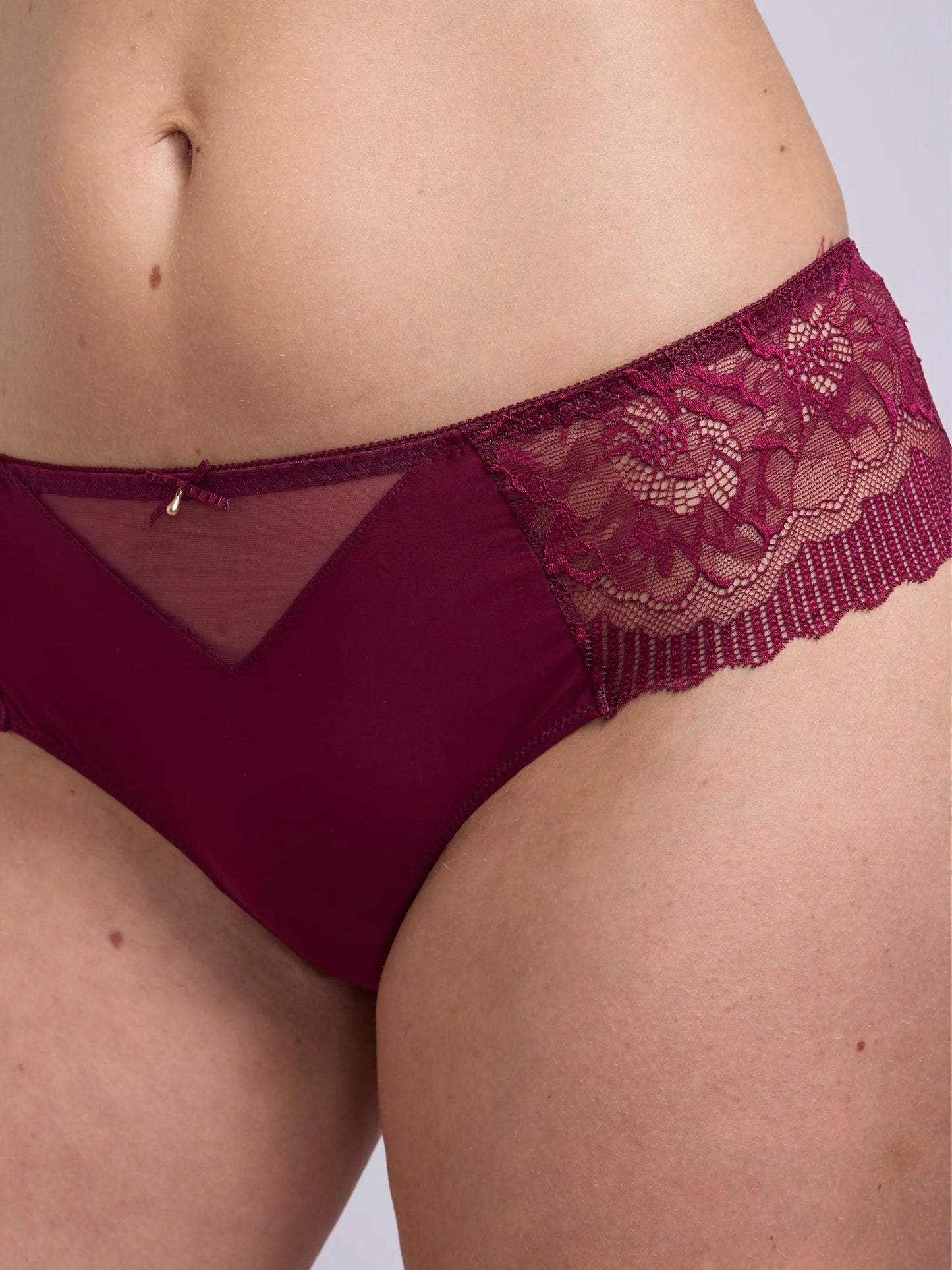 MARIAH HIPSTER STRING