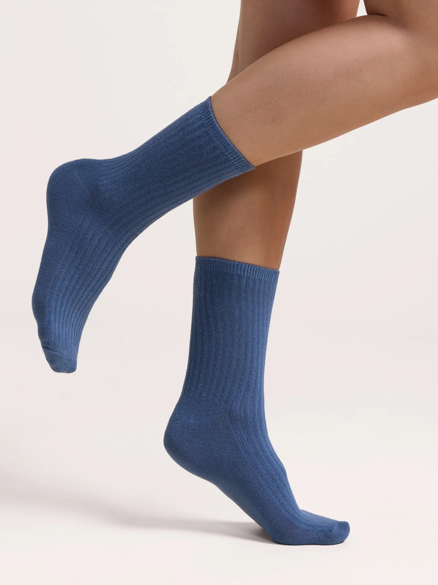 ISABELLA SOCKEN