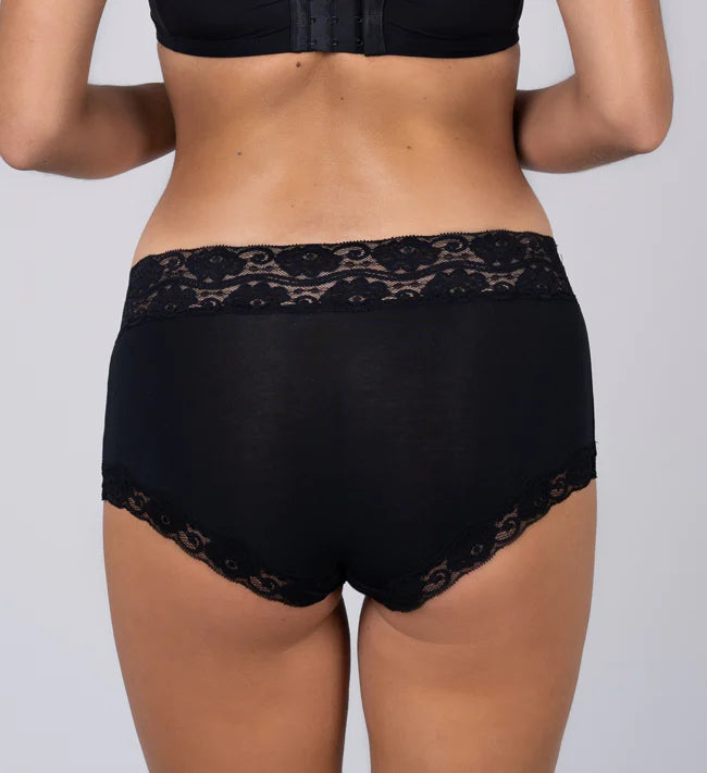 DOLLY BOXER
