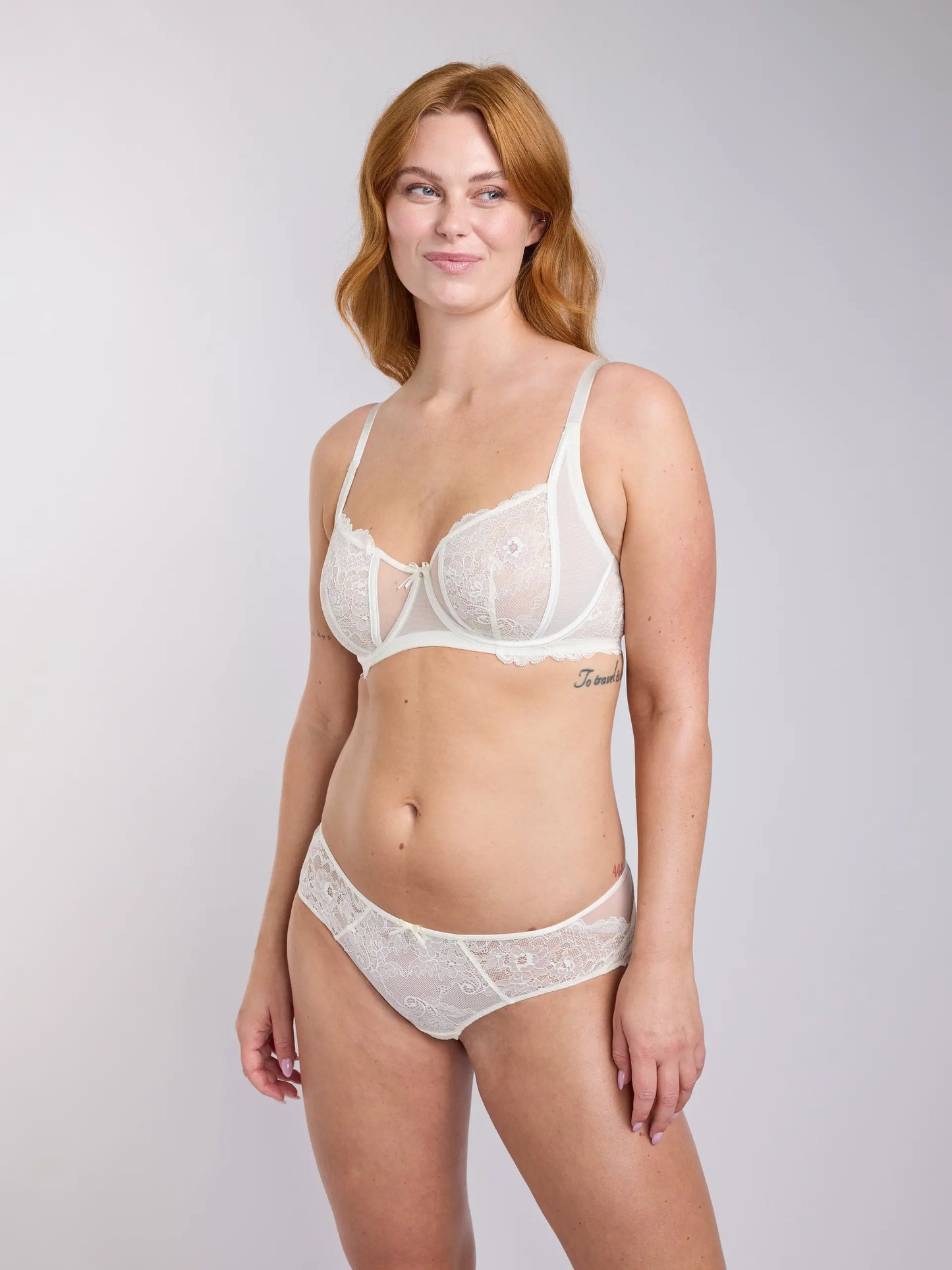 ROSE HIPSTER STRING