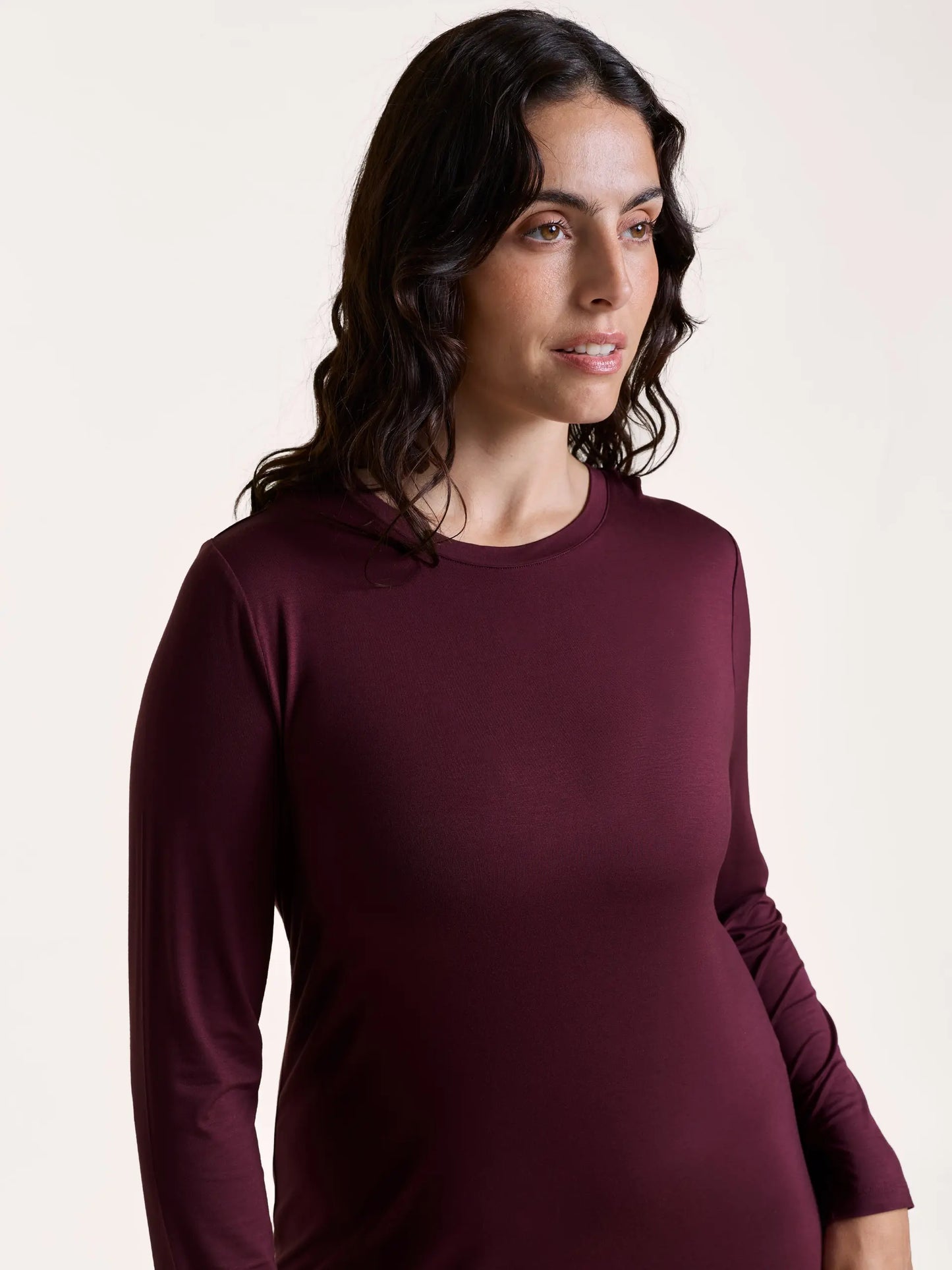 LILY NACHTHEMD LANGARM (RUNDER AUSSCHNITT)