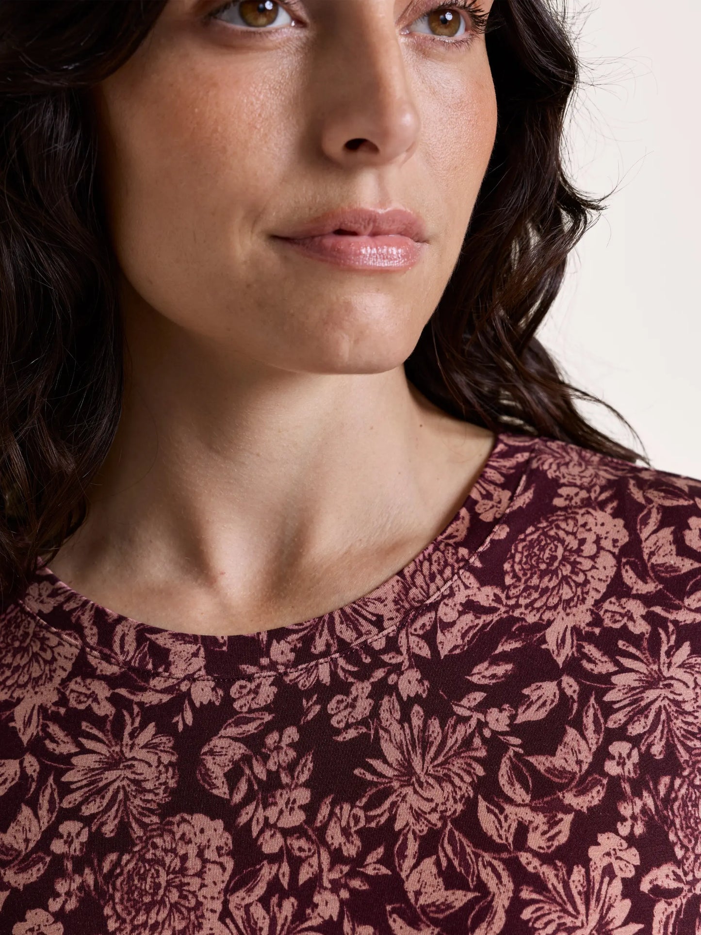 LILY NACHTHEMD LANGARM (RUNDER AUSSCHNITT)