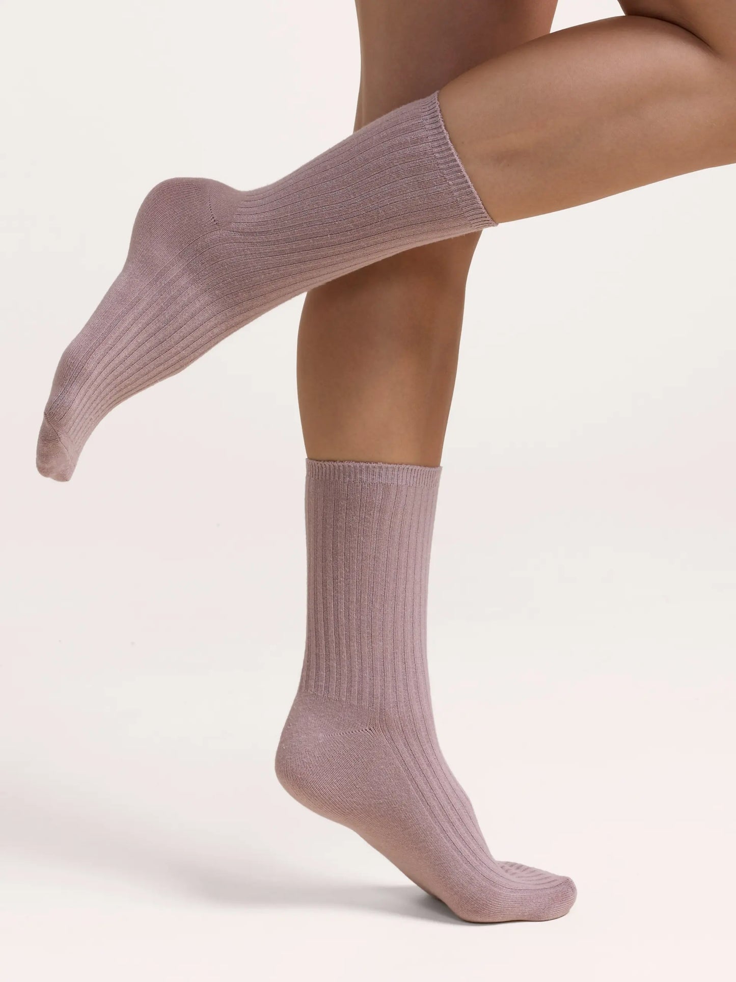 ISABELLA SOCKEN