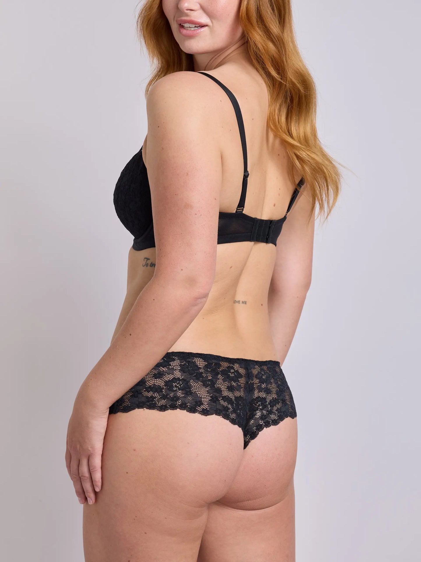 MYESSENTIALS 3/4 PADDED