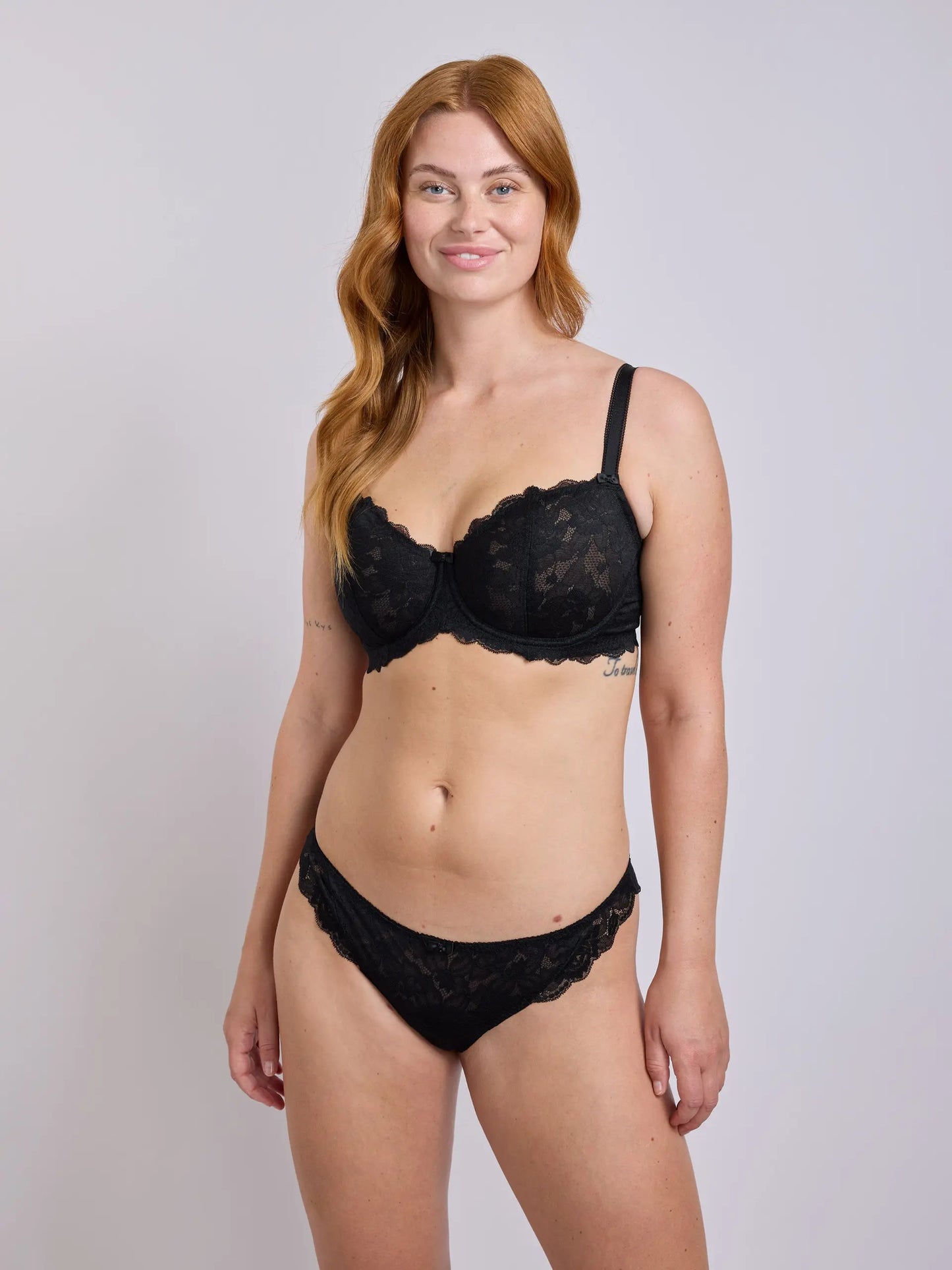 LISSI STRING