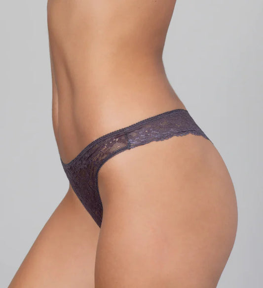 LIANA STRING